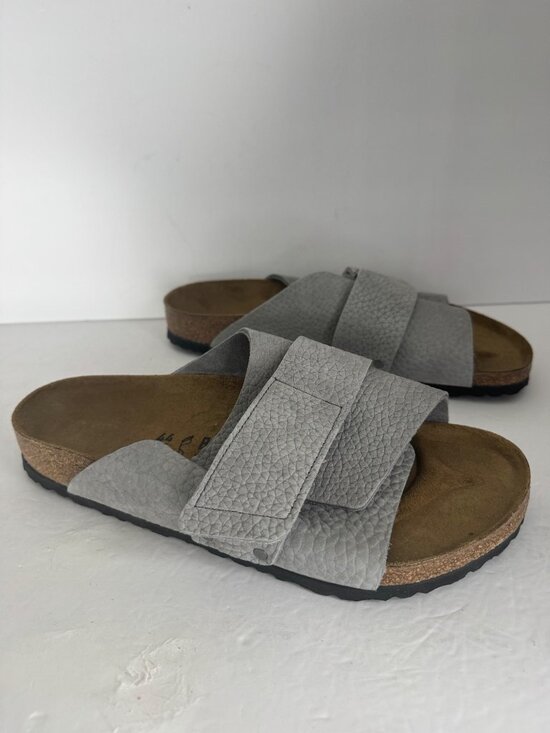 Sandals_&_Flip_Flops
